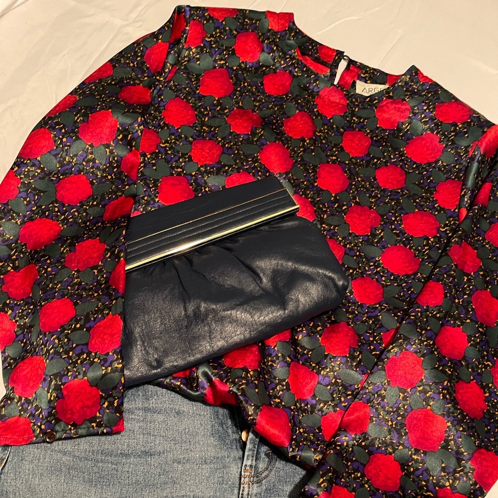 Beautiful Vintage Blouse!!